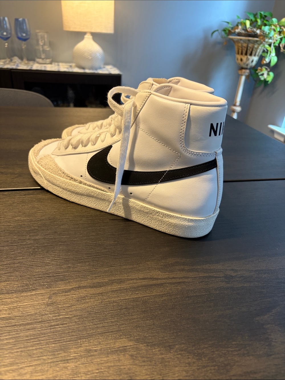 Nike Blazer Mid 77 Vintage White Black (Style BQ6806-100)